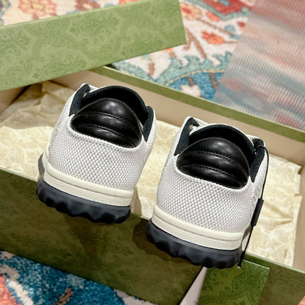 GUCCI 26S SNEAKERS IN WHITE MESH FABRIC AND BLACK CALFSKIN