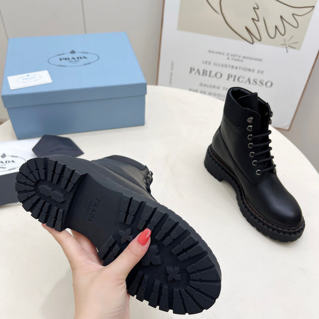 PRADA 25S LACE UP BOOTS BLACK CALFSKIN