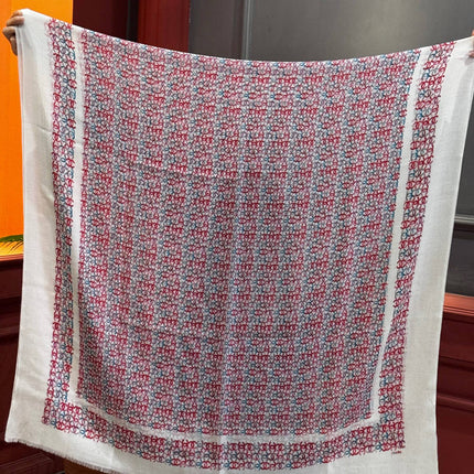 CHANEL 25S SCARF 200 IN CASHMERE 728978