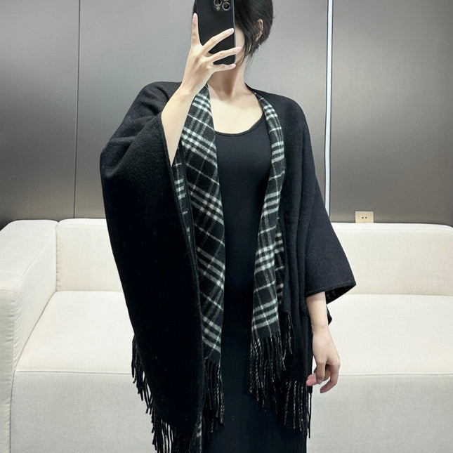 BURBERRY 26S REVERSIBLE CHECK FRINGED CAPE 150CM IN CASHMERE 309446