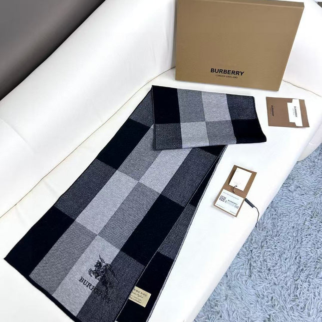 BURBERRY 26S SCARF 180CM IN CASHMERE 303179