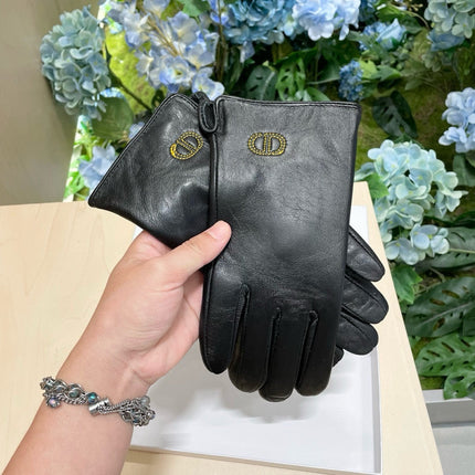 GLOVES WITH EMBROIDED LOGO IN BLACK LAMBSKIN 448220