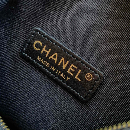 CHANEL 25S CAMERA BAG 23 IN BLACK LAMBSKIN WITH GOLD HARDWARE