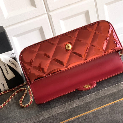 CHANEL 26S TOP HANDLE BAG 29 IN METALLIC RED QUILTED PATENT LEATHER