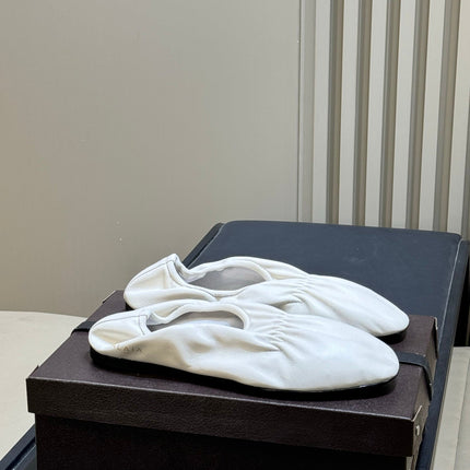 ALAIA 26S KNIT BALLET FLATS IN CREAM WHITE LAMBSKIN