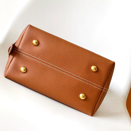 LV 25S LOW KEY HOBO BAG 28 CM IN BURNT ORANGE CALFSKIN