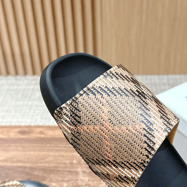 BURBERRY 26S SLIDE SANDALS IN BLACK AND BEIGE CALFSKIN