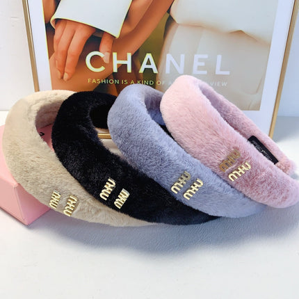 HEAD BAND IN PINK RABBIT FUR