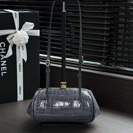 CHANEL 26S SHOULDER BAG 28 IN DARK GREY GLOSSY CROCODILE-EMBOSSED CALFSKIN