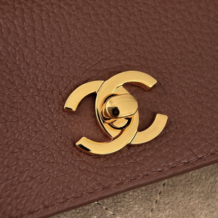 CHANEL 26S SHOULDER BAG 29 IN BROWN CALFSKIN AND BEIGE SUEDE