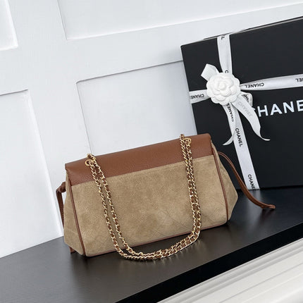CHANEL 26S SHOULDER BAG 29 IN BROWN CALFSKIN AND BEIGE SUEDE
