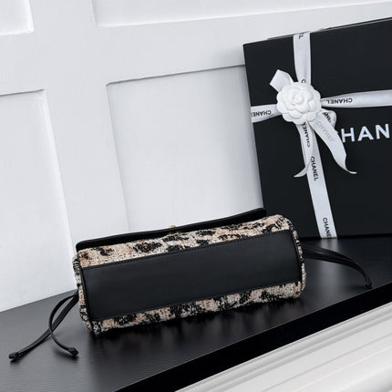 CHANEL 26S SHOULDER BAG 29 IN BLACK CALFSKIN WITH LEOPARD-PRINT TWEED