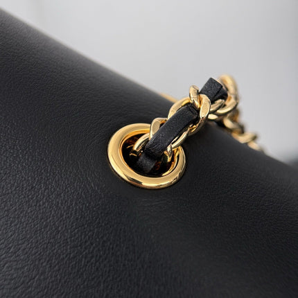 CHANEL 26S SHOULDER BAG 29 IN BLACK CALFSKIN AND BLUE DENIM