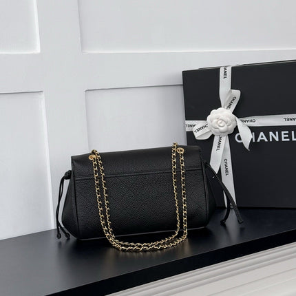 CHANEL 26S SHOULDER BAG 29 IN BLACK GRAINED CALFSKIN