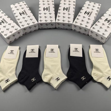 CHANEL 26S ANKLE SOCKS 408749 (1 BOX)