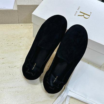 THE ROW 26S BALLET FLATS IN BLACK SUEDE