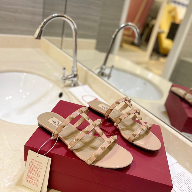 VALENTINO 26S ROCKSTUD CAGED SANDALS IN NUDE CALFSKIN
