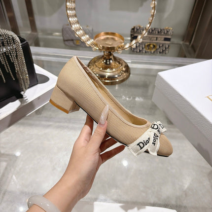 DIOR 26S BLOCK HEEL PUMPS 35MM IN BEIGE MESH FABRIC WITH FRONT BOW