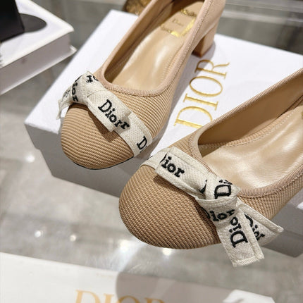DIOR 26S BLOCK HEEL PUMPS 35MM IN BEIGE MESH FABRIC WITH FRONT BOW