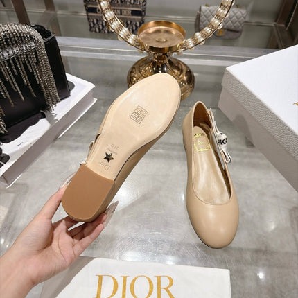 DIOR 26S LOW HEEL PUMPS 30MM IN BEIGE CALFSKIN WITH BOW