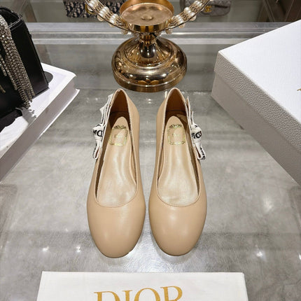 DIOR 26S LOW HEEL PUMPS 30MM IN BEIGE CALFSKIN WITH BOW