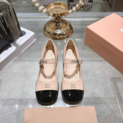 MIUMIU 26S MARY JANE BLOCK HEEL 45MM IN NUDE BEIGE PATENT CALFSKIN AND BLACK PATENT CALFSKIN CAP TOE