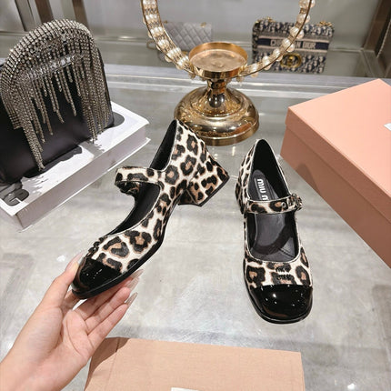 MIUMIU 26S MARY JANE BLOCK HEEL 45MM IN LEOPARD PRINT PONY HAIR AND BLACK PATENT CALFSKIN CAP TOE