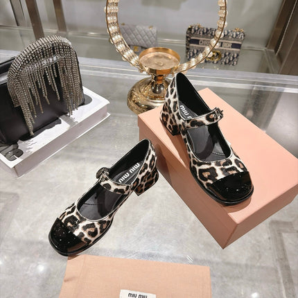 MIUMIU 26S MARY JANE BLOCK HEEL 45MM IN LEOPARD PRINT PONY HAIR AND BLACK PATENT CALFSKIN CAP TOE