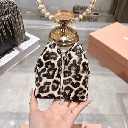MIUMIU 26S MARY JANE BLOCK HEEL 75MM IN LEOPARD PRINT PONY HAIR AND BLACK PATENT CALFSKIN CAP TOE