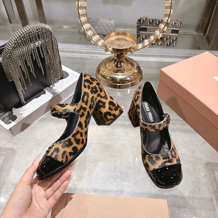 MIUMIU 26S MARY JANE BLOCK HEEL 75MM IN BROWN LEOPARD PRINT PONY HAIR AND BLACK PATENT CALFSKIN CAP TOE