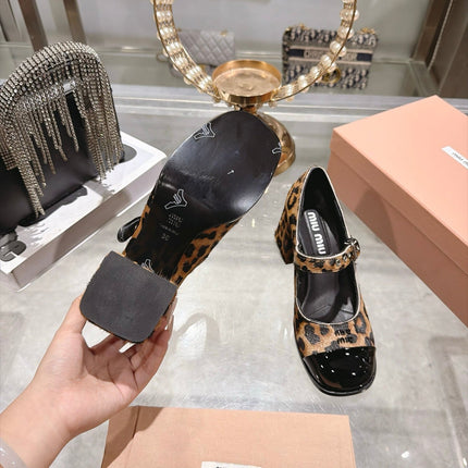 MIUMIU 26S MARY JANE BLOCK HEEL 75MM IN BROWN LEOPARD PRINT PONY HAIR AND BLACK PATENT CALFSKIN CAP TOE