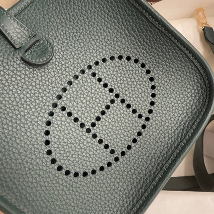 HM 25S EVELYNE 17 CM IN MOSS GREEN COWHIDE WITH GOLD HARDWARE