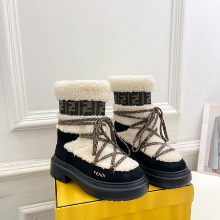 FENDI BOOTS 50MM IN BLACK AND BEIGE SHEARLING AND SUEDE