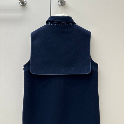 HERMES 26S SLEEVELESS JACKET 853