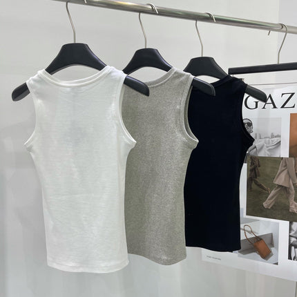 Round neck embroidered vest