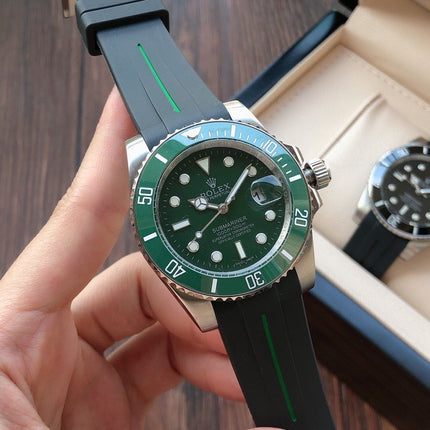 SUBMARINER DATE 40 CERAMIC BEZEL RUBBER STRAP